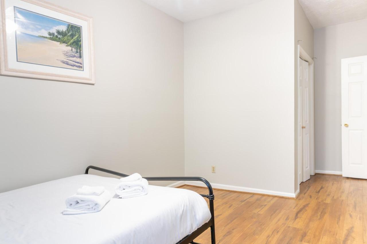 Sunny Sweetheart-Front Apartment Near Riverwalk Columbus Luaran gambar
